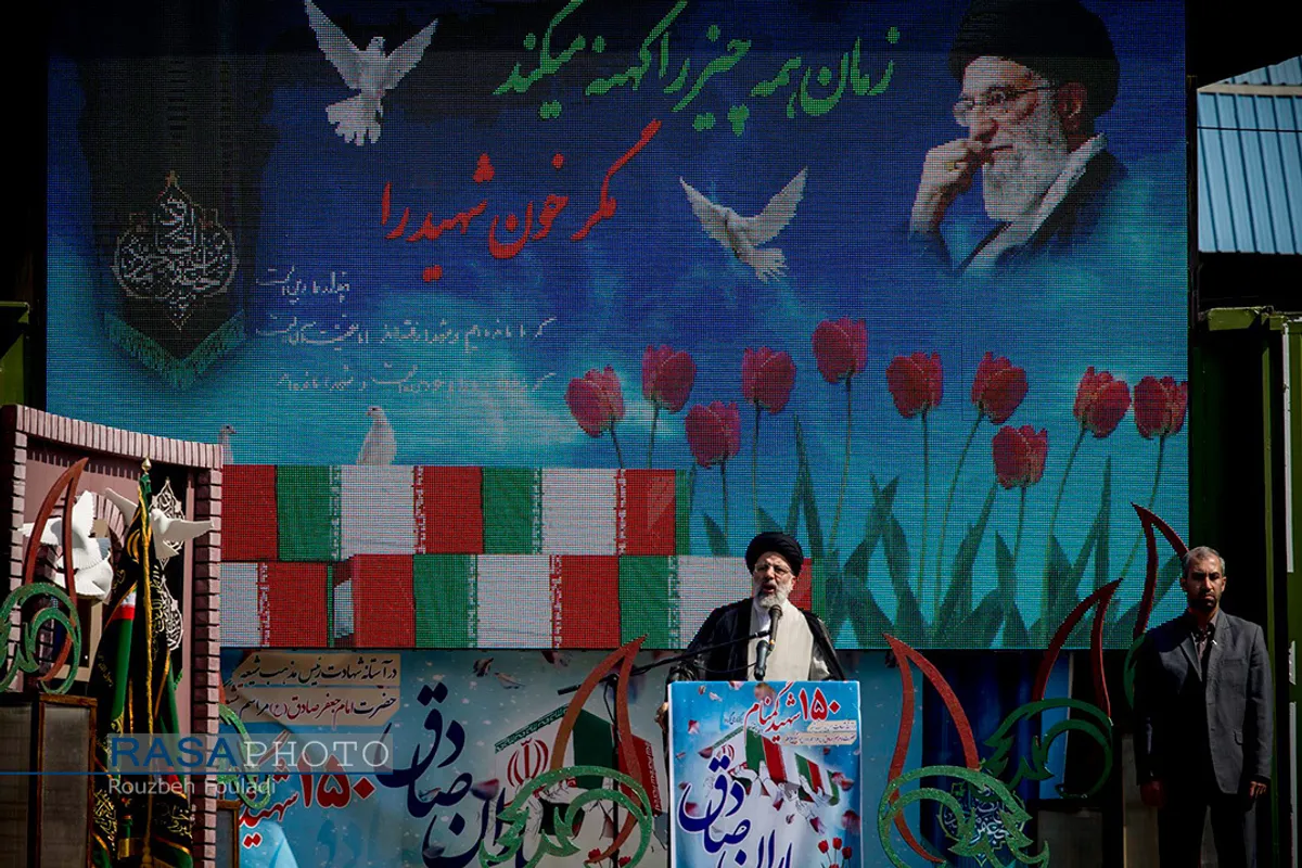 مراسم تشییع پیکر مطهر ۱۵۰ شهید دفاع مقدس در تهران&lrm;