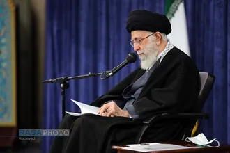 دیدار خانواده شهدای حادثه&zwnj; تروریستی شاهچراغ شیراز با رهبر معظم انقلاب