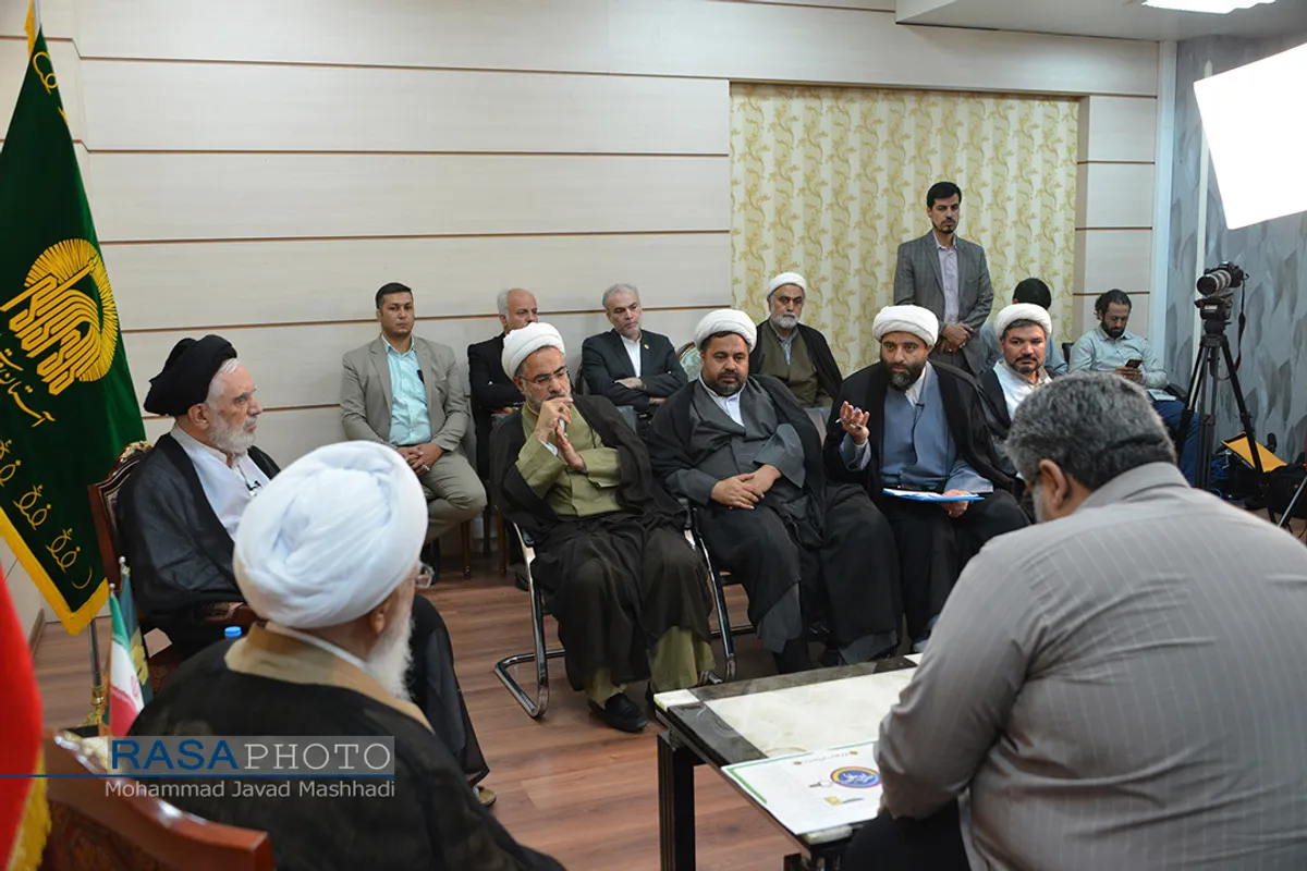 دیدار مدیر حوزه علمیه خراسان با آیت الله جوادی آملی&lrm;