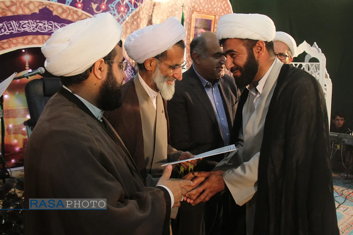 همایش تکریم و بزرگداشت امامزادگان دوخاتون شهرکرد
