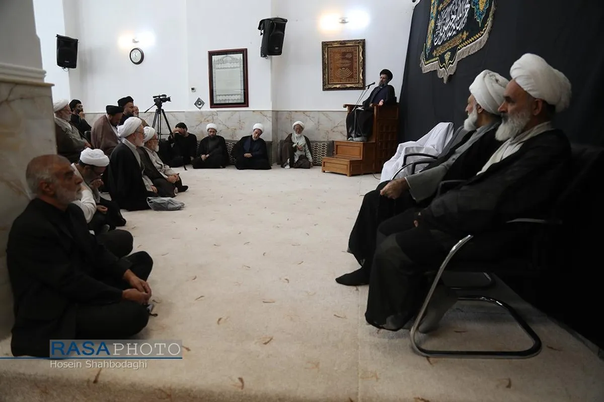 عزاداری روز وفات کریمه اهلبیت (سلام&zwnj;الله&zwnj;علیها) در دفتر حضرت آیت الله نوری همدانی