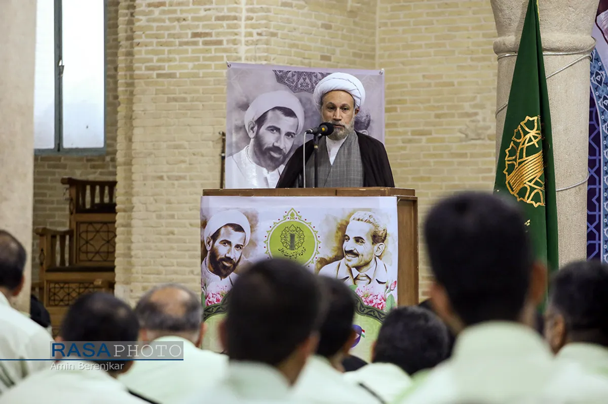 آیینحجت الاسلام والمسلمین دژکام نماینده ولی فقیه در استان فارس | گرامیداشت هفته جهانی مساجد در شیراز&lrm;