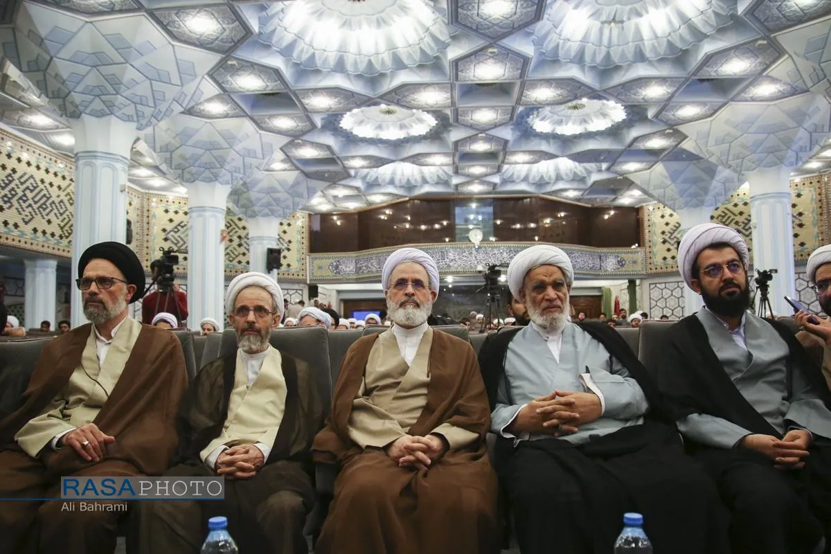 آئین افتتاحیه سال تحصیلی ۱۴۰۴-۱۴۰۵ موسسه آموزشی پژوهشی امام خمینی (ره)