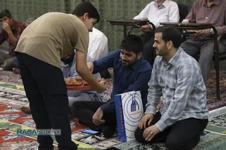 تقدیر مدیرعامل رسا از حجت&zwnj;الاسلام عرفان نژاد امام جماعت مسجد حضرت زینب (سلام&zwnj;الله&zwnj;علیها)