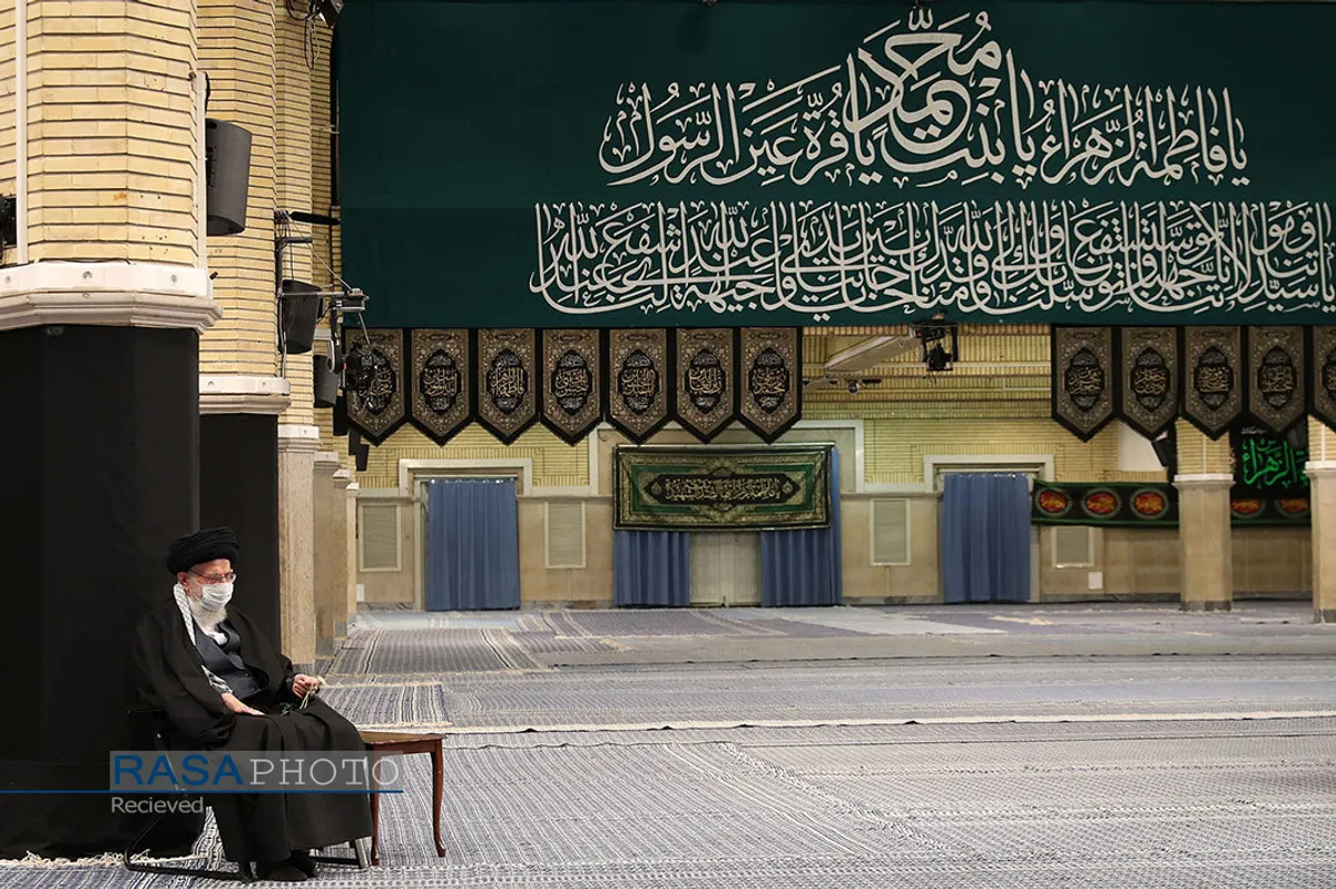 نخستین شب عزاداری ایام شهادت حضرت&zwnj;زهرا (سلام&zwnj;الله&zwnj;علیها) با حضور رهبر انقلاب