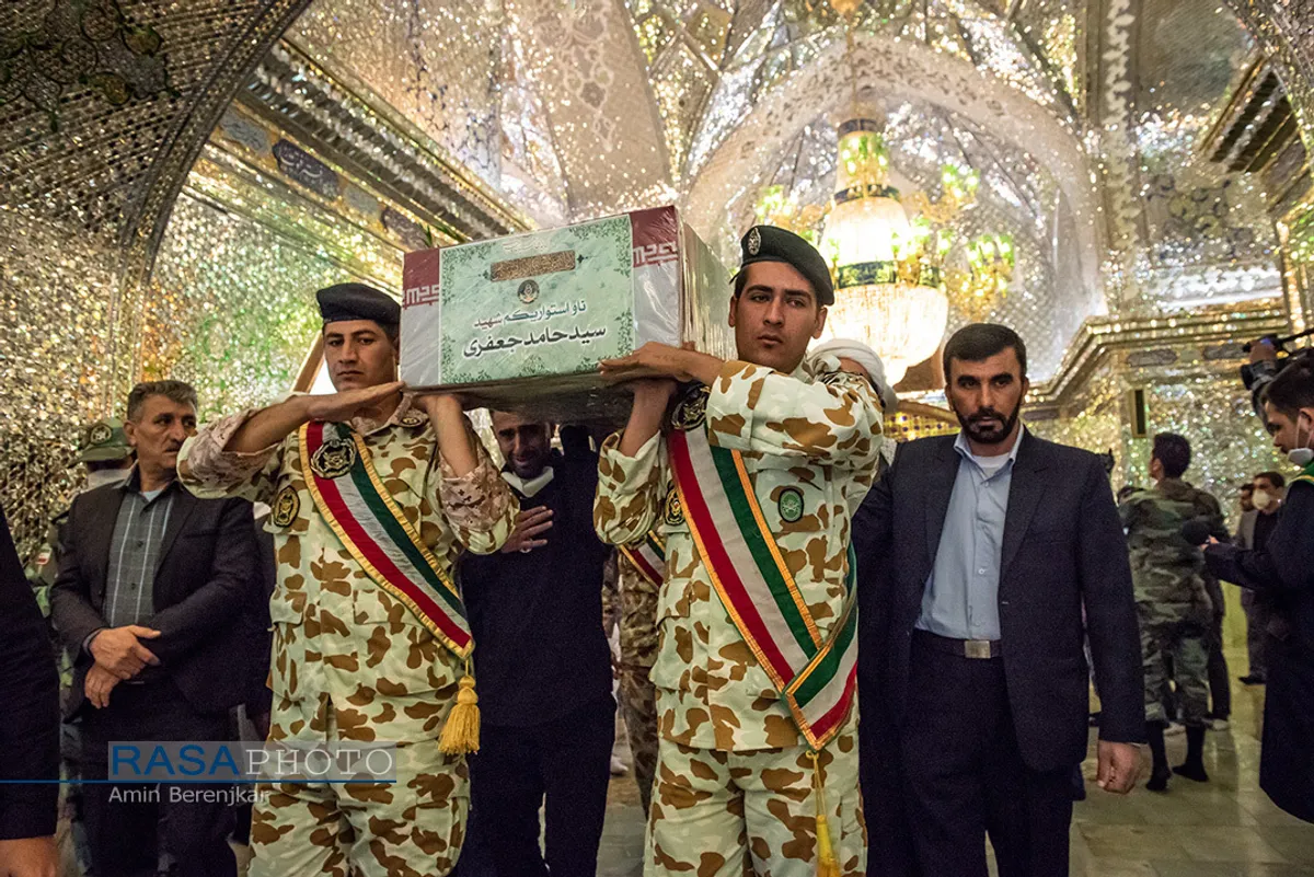 تشییع پیکر پاک ۴ شهید ناوچه کنارک در شیراز&lrm;
