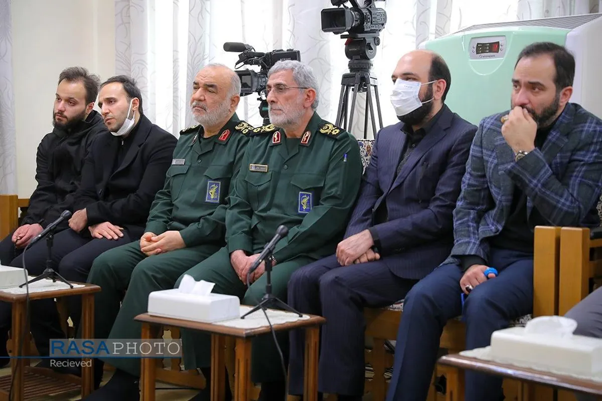 دیدار خانواده سردار شهید حاج قاسم سلیمانی با مقام معظم رهبری