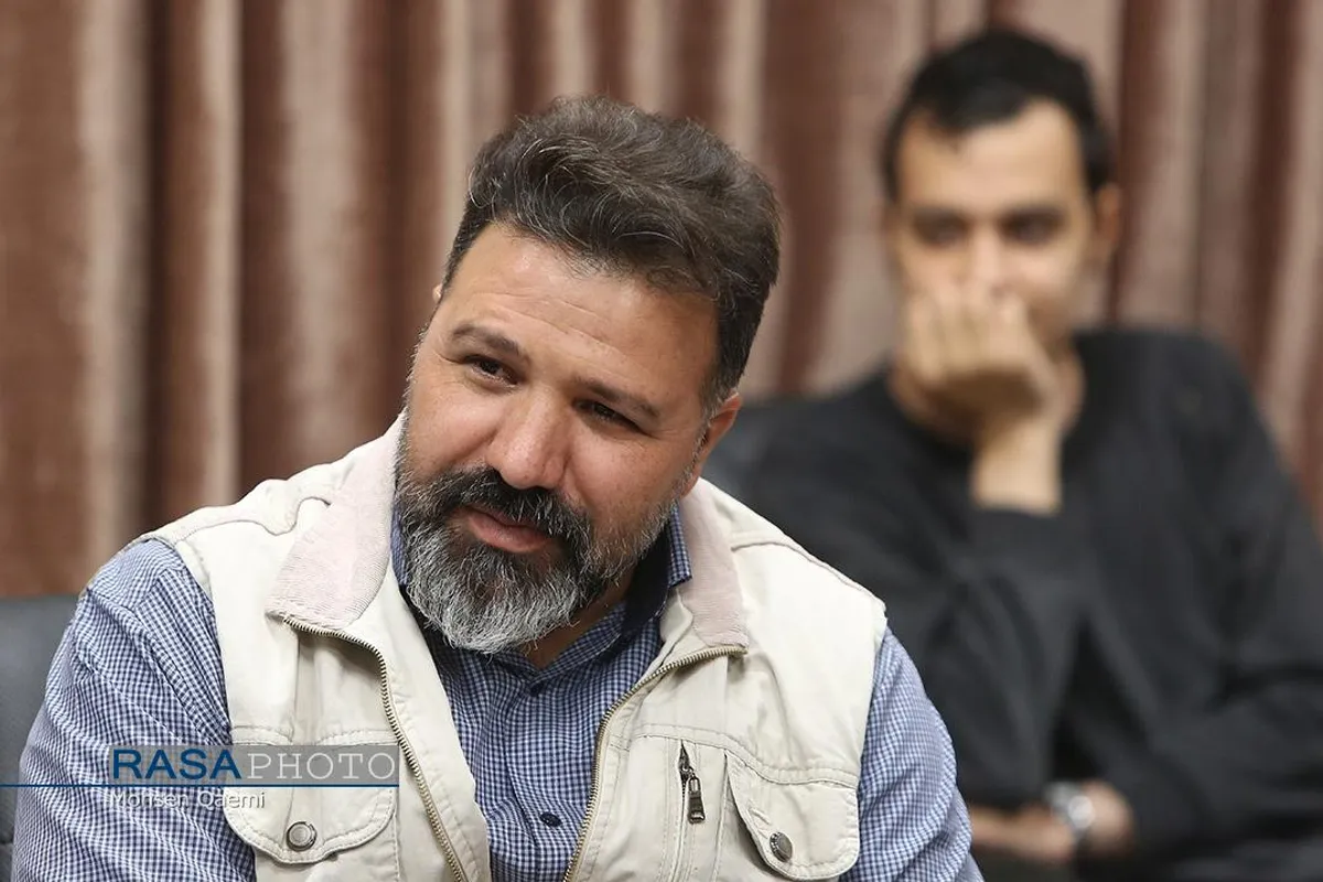 آئین رونمایی از کتاب خاک&zwnj;نشین در خبرگزاری رسا