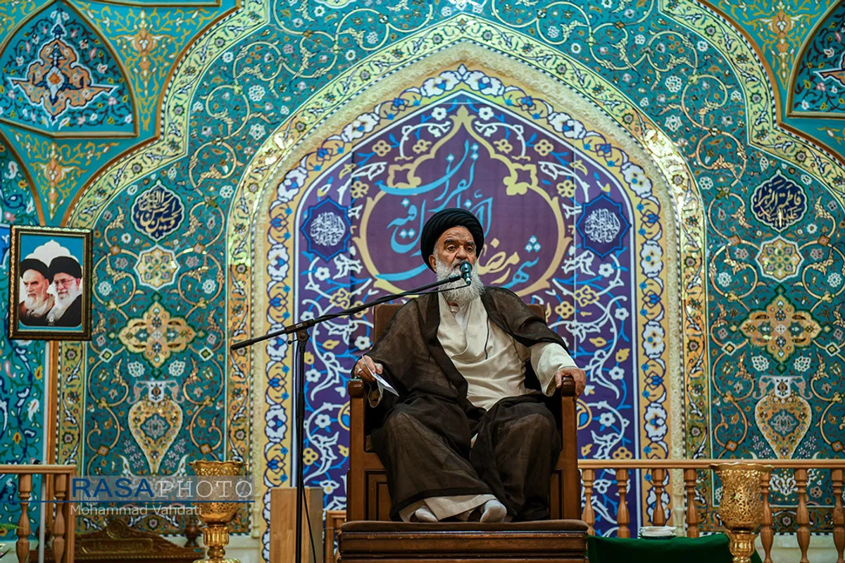 سخنرانی حجت الاسلام سید حسن سعیدی قبل از اذان مغرب