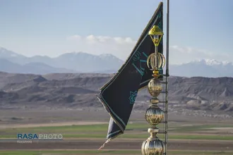 آئین تعویض پرچم مسجد مقدس جمکران در پی شهادت حضرت آیت&zwnj;الله&zwnj;العظمی خامنه&zwnj;ای (قدس&zwnj;سره)