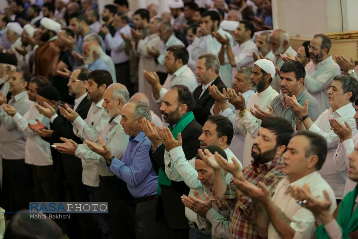 اقامه نماز عید سعید قربان در حرم مطهر حضرت معصومه (سلام الله علیها)