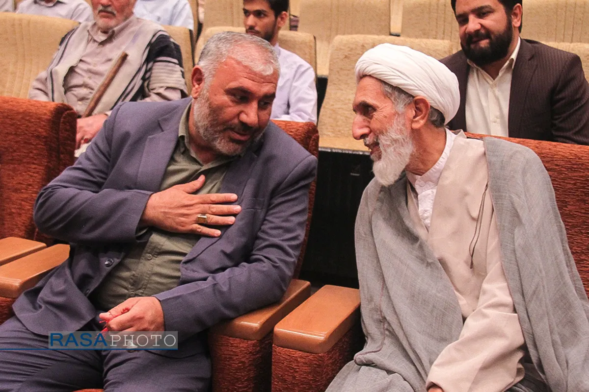 نشست تخصصی طرح تقویت مبانی اعتقادی در شهرکرد با حضور و سخنرانی حجت الاسلام والمسلمین طائب