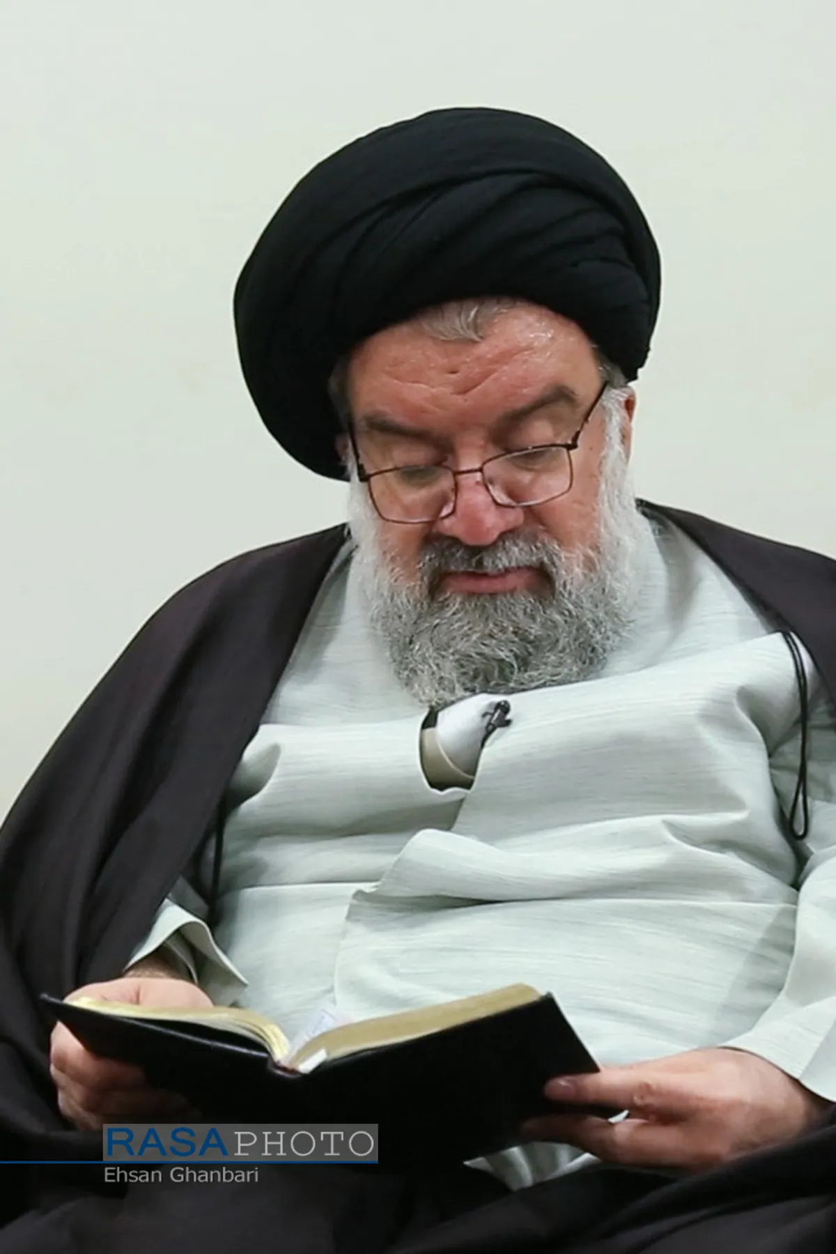 مصاحبه اختصاصی خبرگزاری رسا با آیت الله سید احمد خاتمی