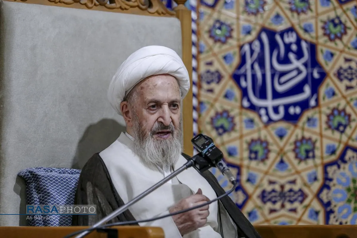 جلسه درس اخلاق حضرت آیت الله سبحانی