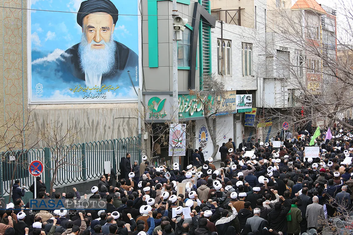 راهپیمایی خودجوش طلاب و بسیجیان قم در پی شهادت حاج قاسم سلیمانی