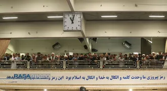 هزاران نفر از مردم شریف استان&zwnj;های &laquo;سیستان و بلوچستان&raquo; و &laquo;خراسان جنوبی&raquo; با حضور در حسینیه امام خمینی با رهبر انقلاب اسلامی دیدار کردند.