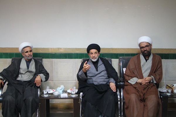 تاکید بر احیای موقوفات حوزوی به عنوان منابع پایدار مدارس علمیه تاکید بر احیای موقوفات حوزوی به عنوان منابع پایدار مدارس علمیه