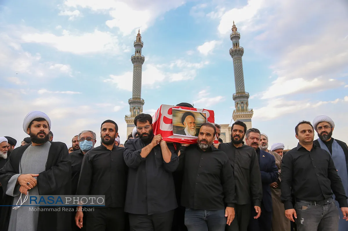 مراسم تشییع آیت الله دریاباری&lrm;&lrm;