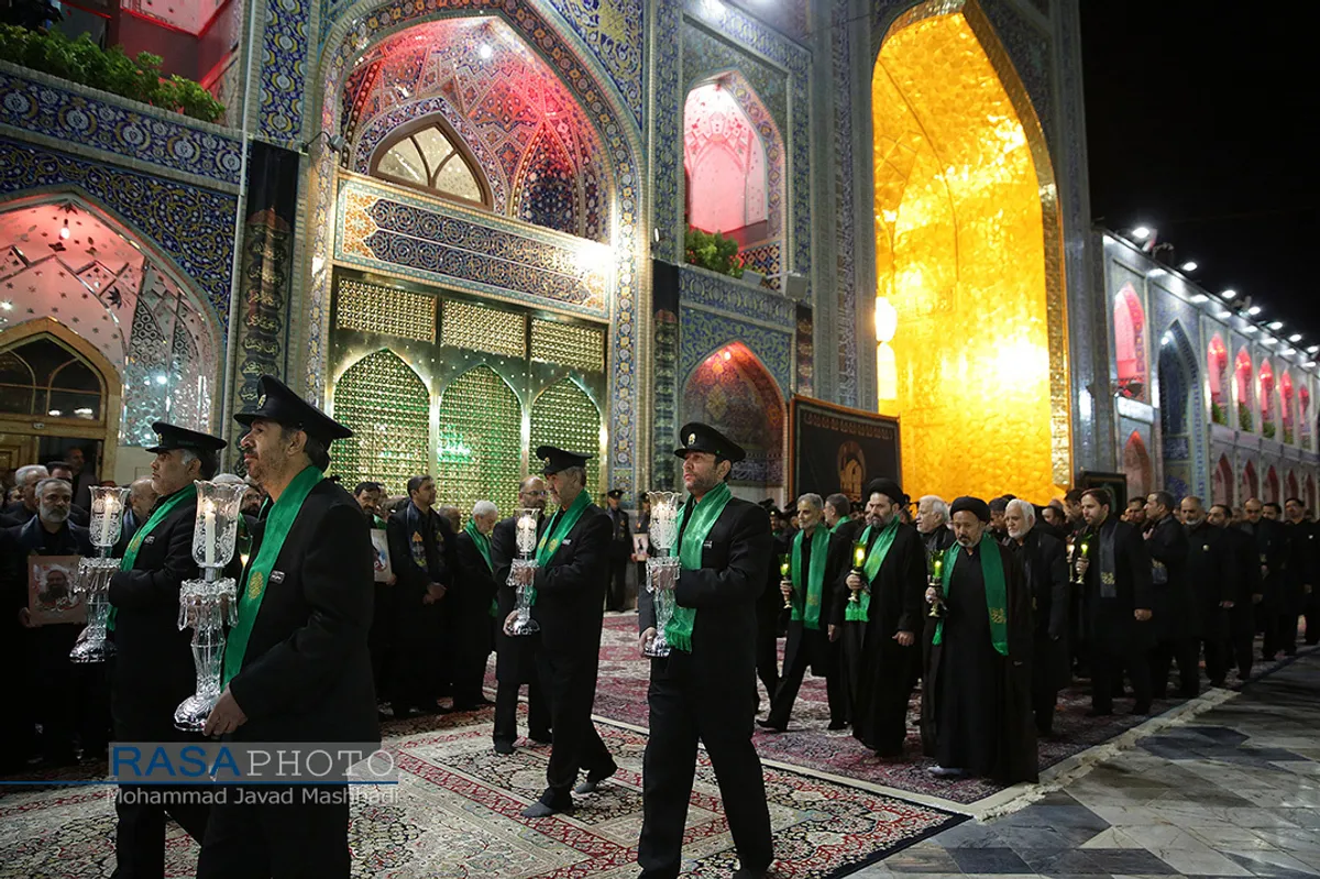 مراسم خطبه خوانی شب عاشورا در حرم مطهر رضوی&lrm;