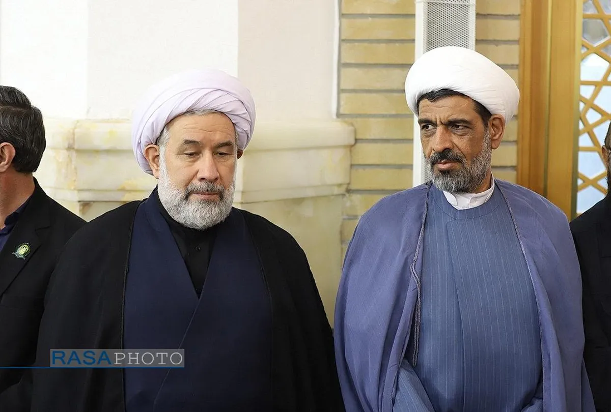 مراسم ترحیم مادر مکرمه سیدحسن نصرالله در حرم حضرت معصومه (سلام&zwnj;الله&zwnj;علیها)
