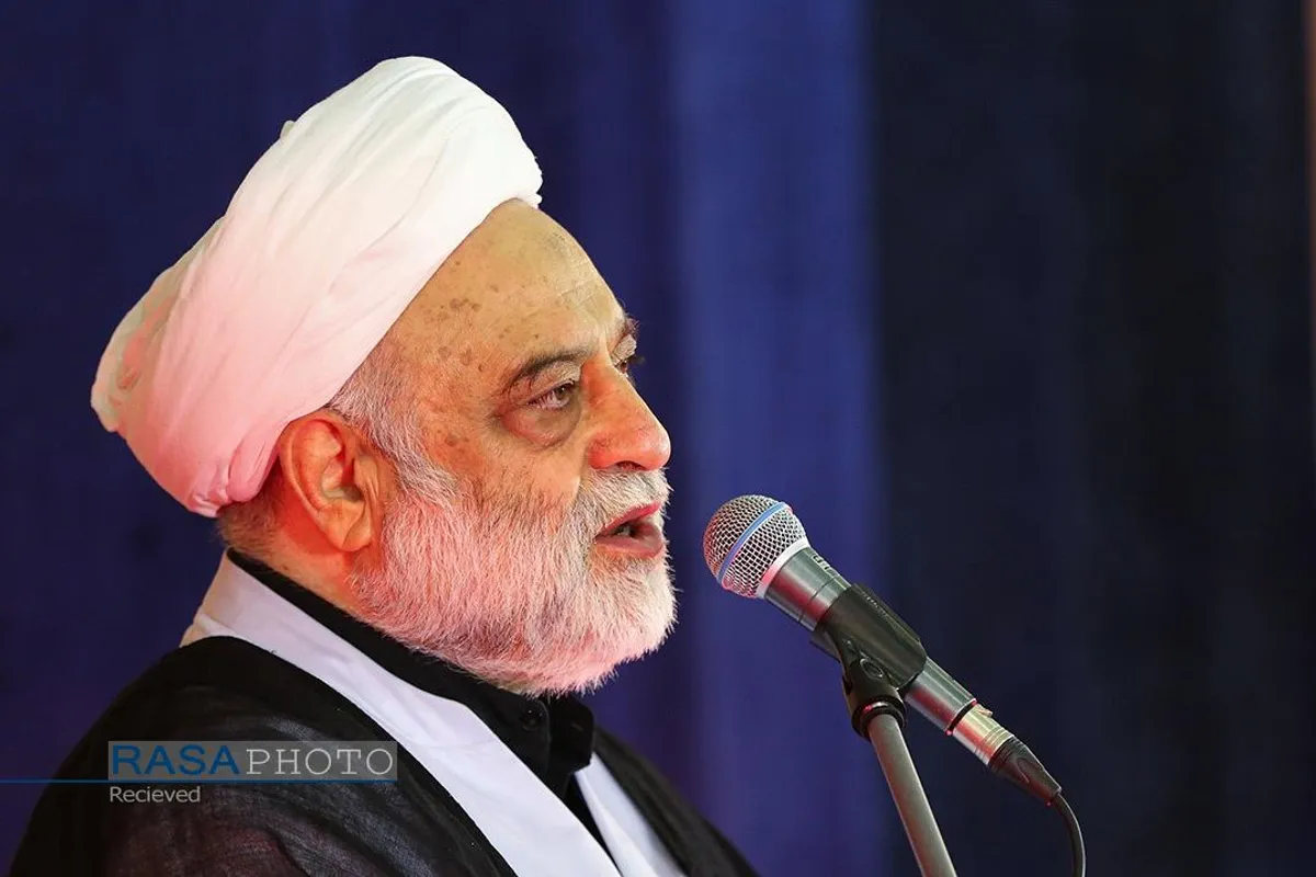 مراسم قرائت دعای عرفه امام حسین (ع) در مسجد جمکران