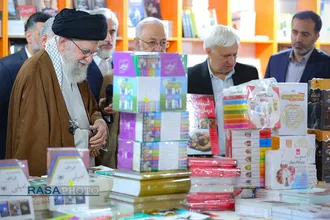 بازدید رهبر معظم انقلاب از سی و پنجمین نمایشگاه بین&zwnj;المللی کتاب تهران