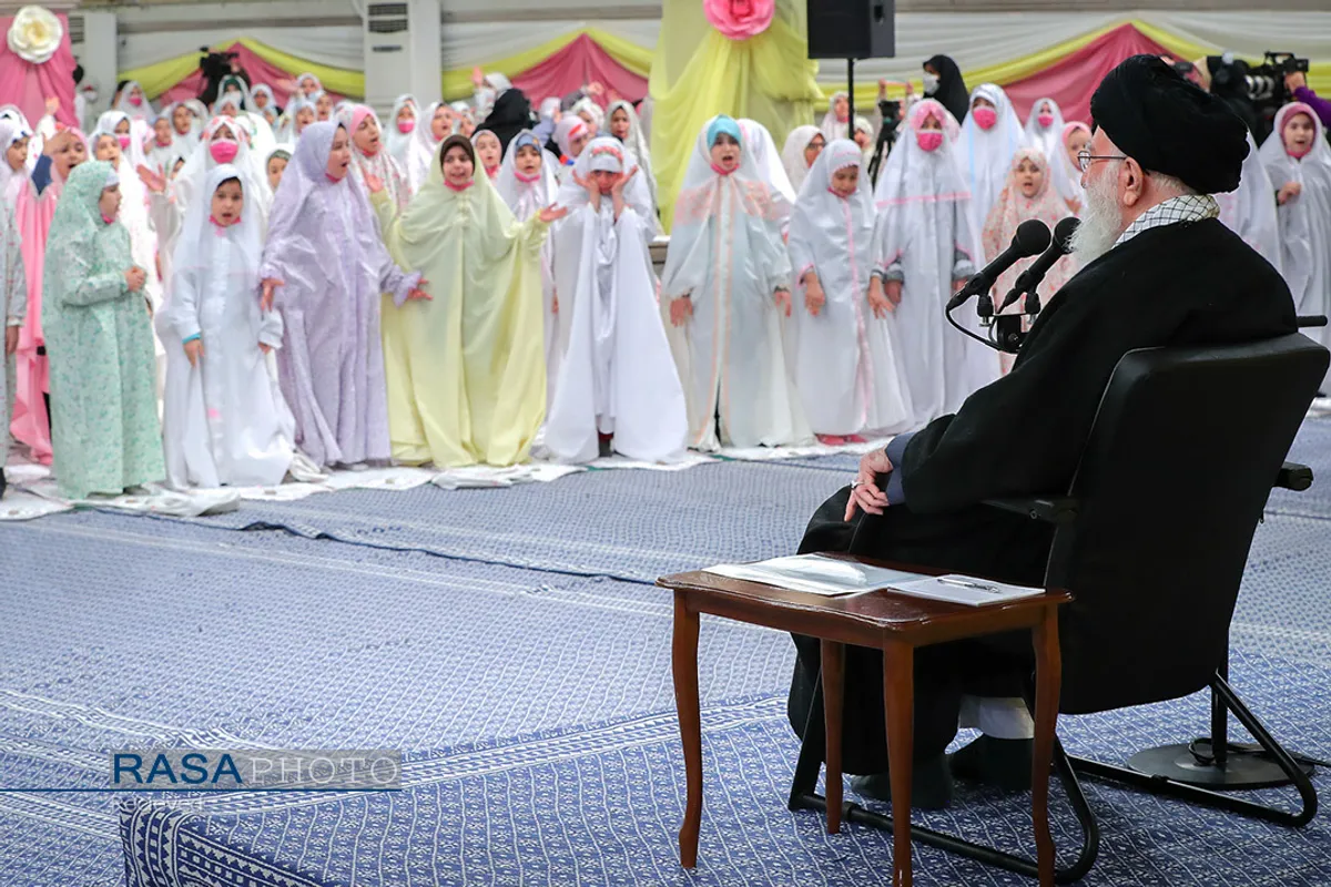 مراسم جشن تکلیف دختران دانش&zwnj;آموز با حضور مقام معظم رهبری