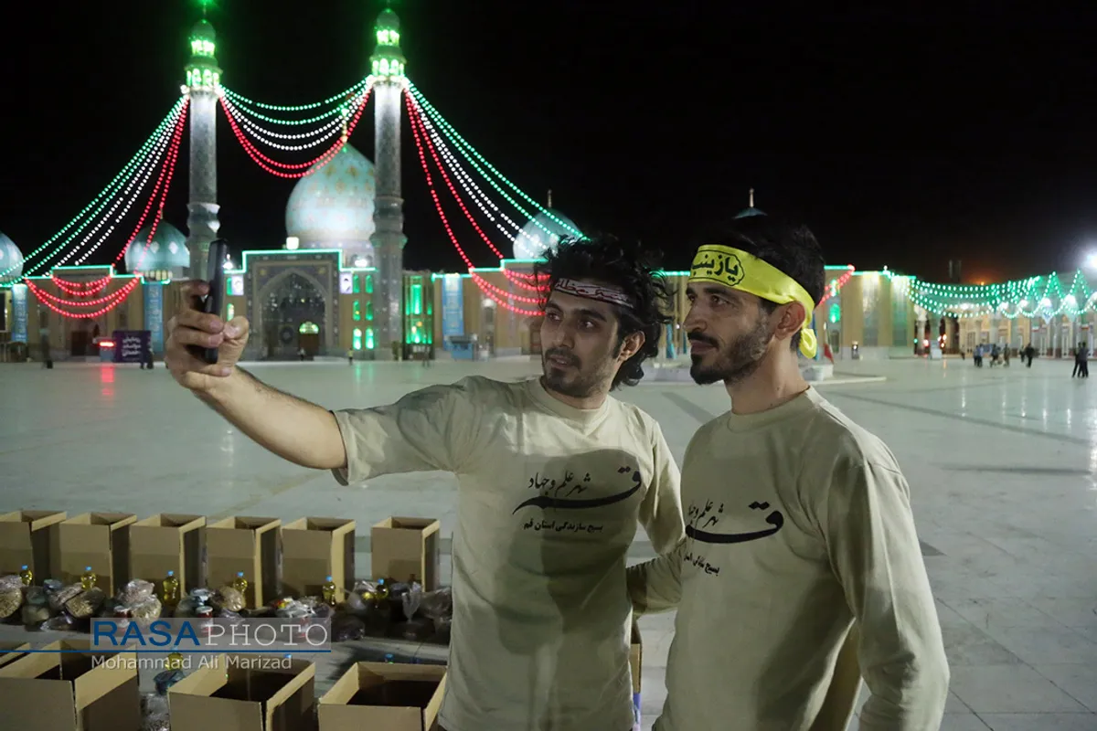 تهیه و توزیع ۱۰۰۰ بسته معیشتی در مسجد مقدس جمکران