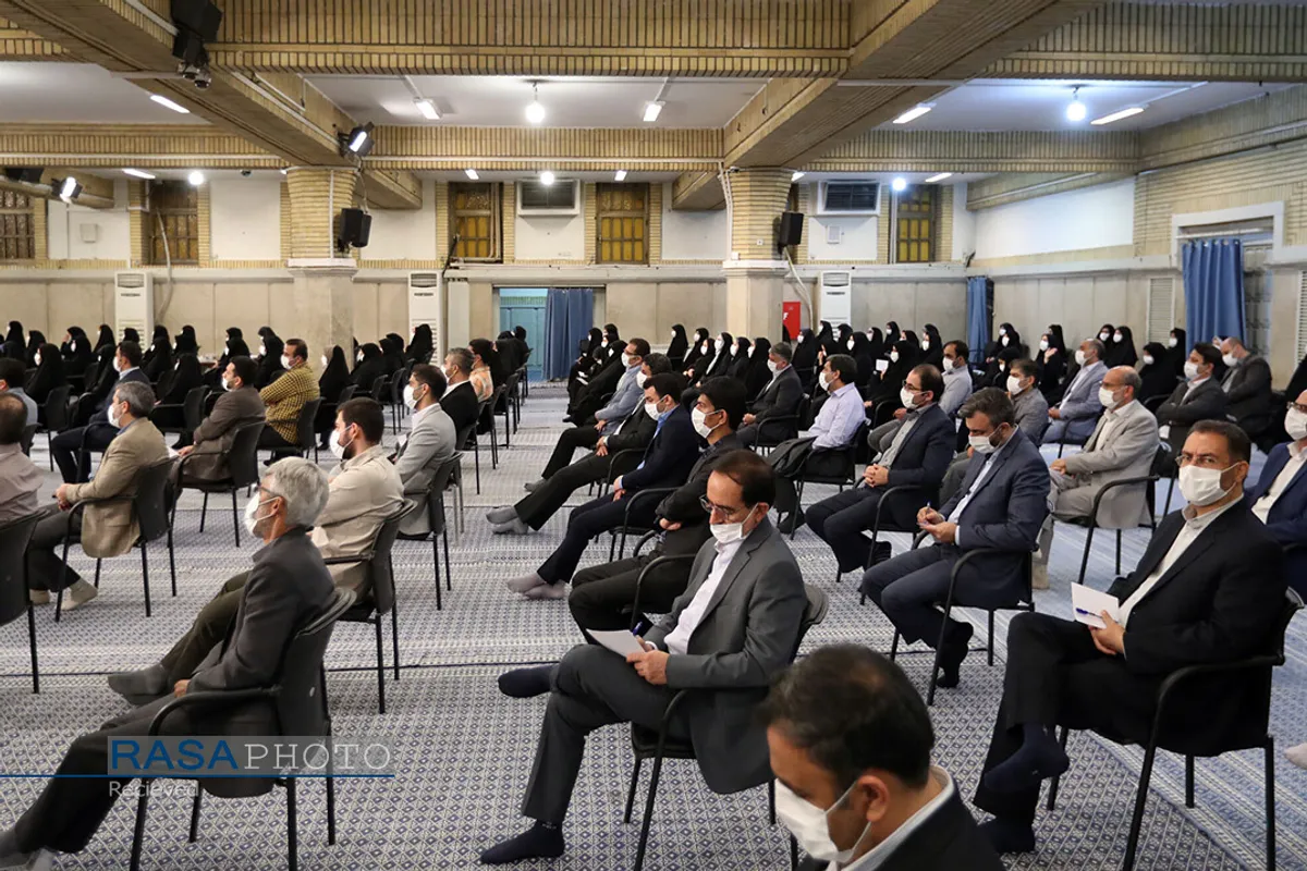 دیدار جمعی از معلمان با مقام معظم رهبری