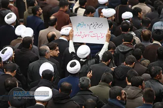 راهپیمایی خودجوش طلاب و بسیجیان قم در پی شهادت حاج قاسم سلیمانی