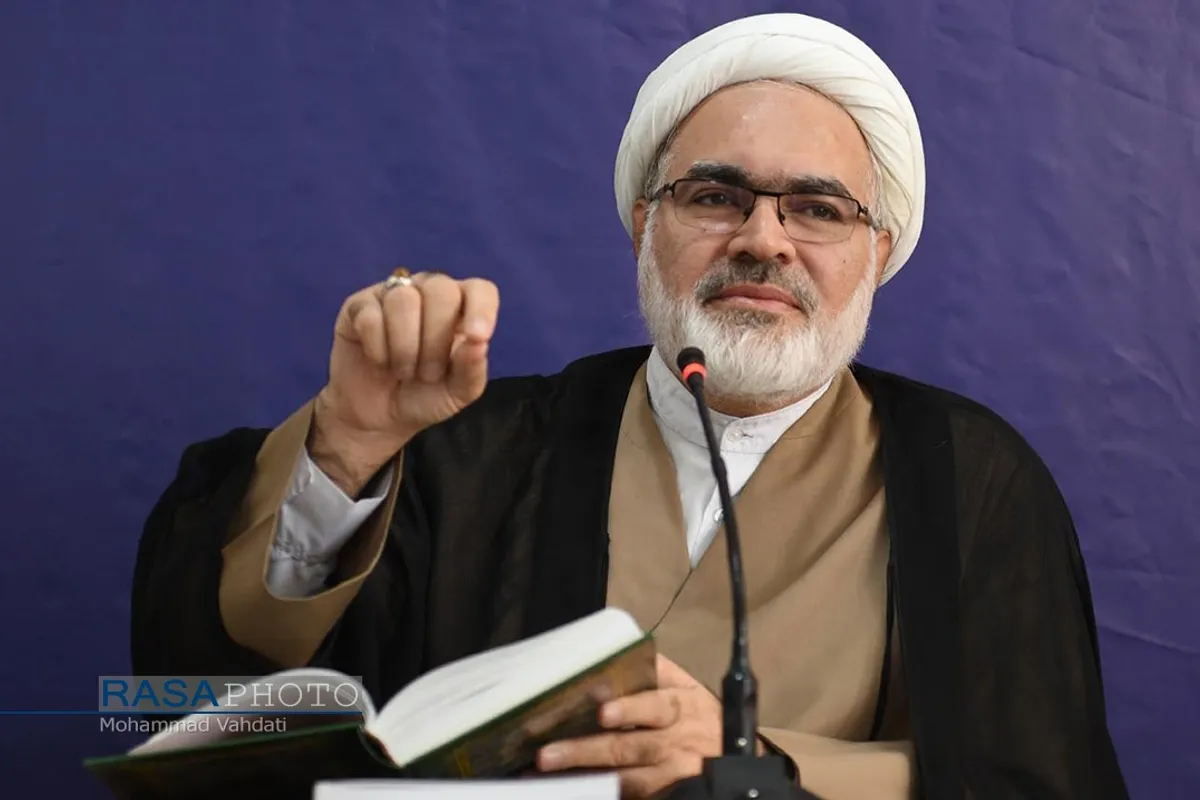 اختتامیه "دوره&zwnj;های آموزشی - مطالعاتی سطح یک معارف انقلاب اسلامی"