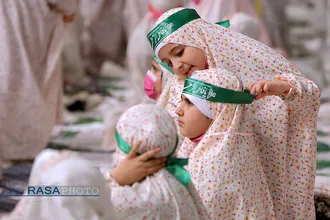 مراسم جشن تکلیف دختران دانش&zwnj;آموز با حضور مقام معظم رهبری