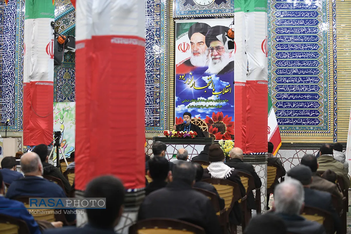 جشن بزرگ دهه فجر انقلاب اسلامی با سخنرانی دکتر صفار هرندی