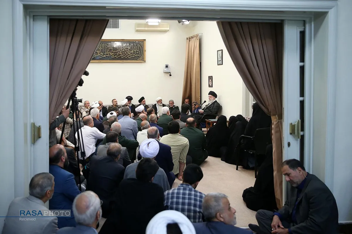 دیدار اعضای ستاد برگزاری کنگره&zwnj; بین&zwnj;المللی شهدای مقاومت و مدافع حرم با رهبر معظم انقلاب