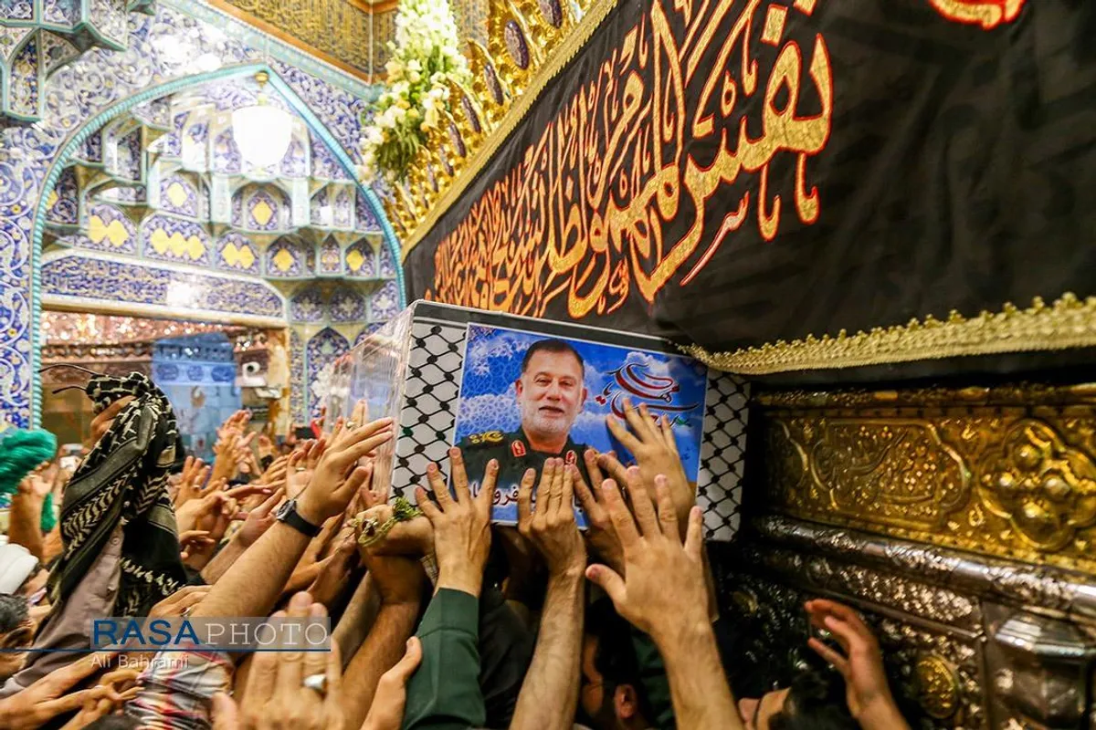وداع مردم قم با پیکر مطهر شهیدالقدس سردار عباس نیلفروشان