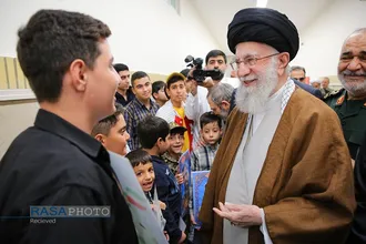 دیدار جمعی از خانواده&zwnj;های شهدای امنیت با رهبر معظم انقلاب