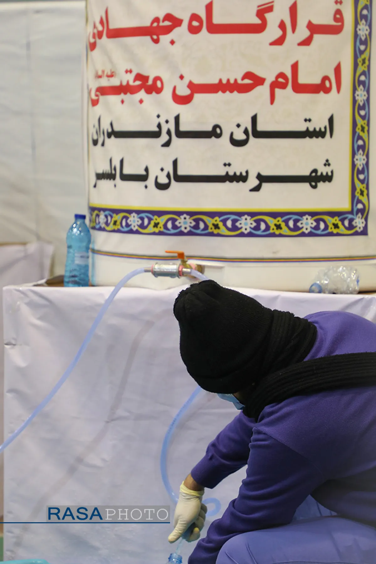 تولید محلول&zwnj;های ضد عفونی کننده توسط قرارگاه جهادی امام حسن مجتبی (علیه السلام) استان مازندران