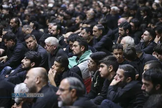 مراسم عزاداری شام غریبان حسینی در جوار محل شهادت قائد شهید