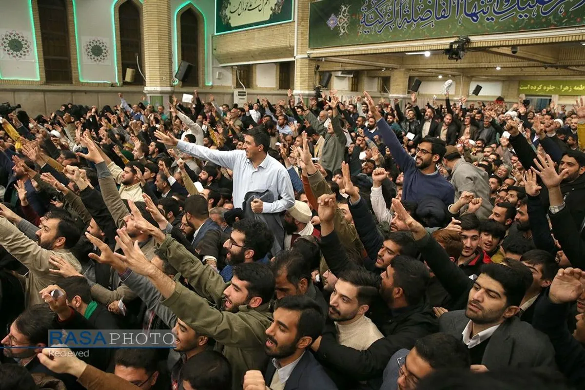 دیدار مداحان اهل&zwnj;بیت (علیهم&zwnj;السلام) با رهبر معظم انقلاب
