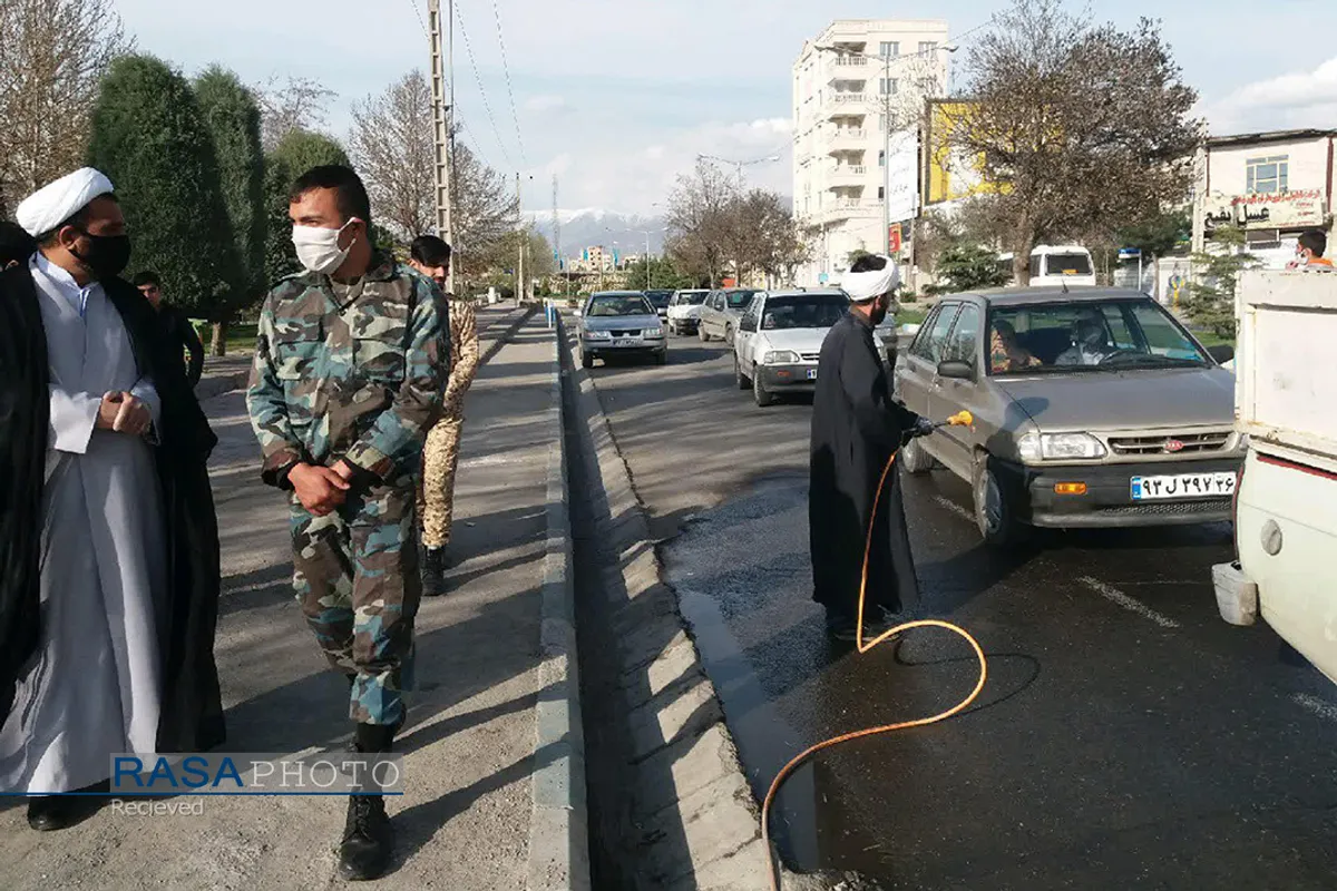 فعالیت&zwnj;های جهادی طلاب نیشابور برای مقابله با کرونا