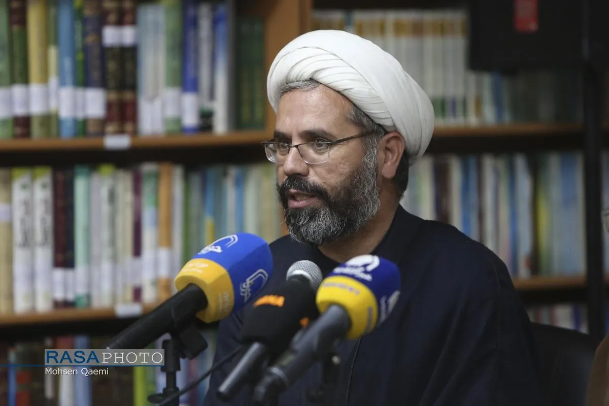 آئین رونمایی از کتاب "فقه خبر"