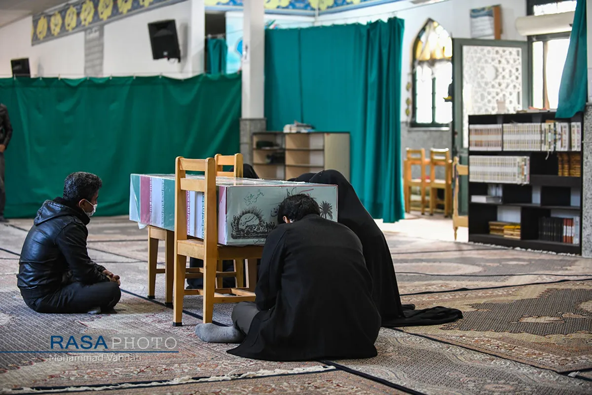 قم | تشییع شهید گمنام دفاع مقدس در روز شهادت حضرت زهرا (س)