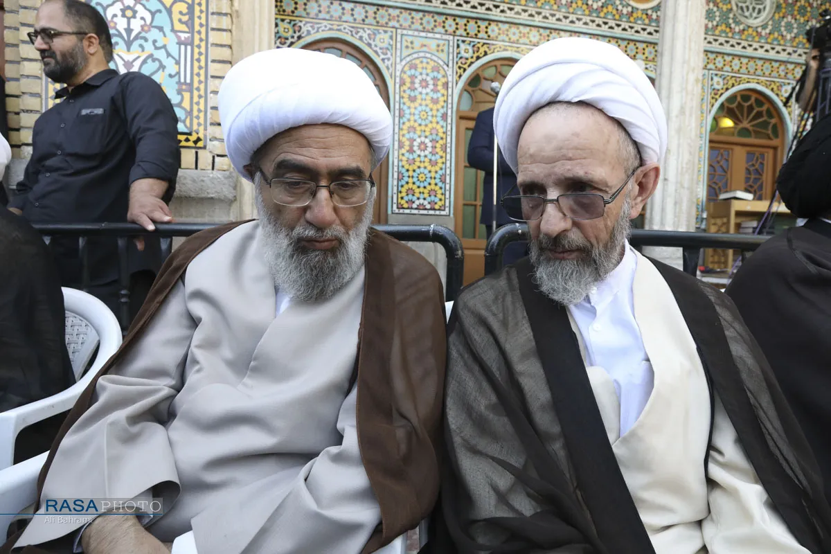 تشییع پیکر حضرت آیت الله شبیری زنجانی در قم - ۲
