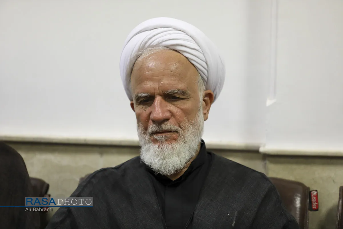 مراسم بزرگداشت قائد شهید امت حضرت آیت&zwnj;الله&zwnj;العظمی خامنه ای در دفتر حضرت آیت الله جوادی آملی