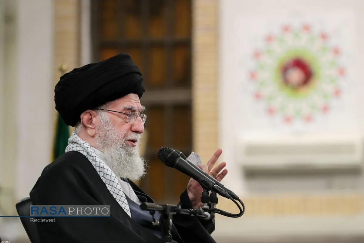 دیدار مسئولان، سفرای کشورهای اسلامی و جمعی از اقشار مختلف مردم با رهبر انقلاب