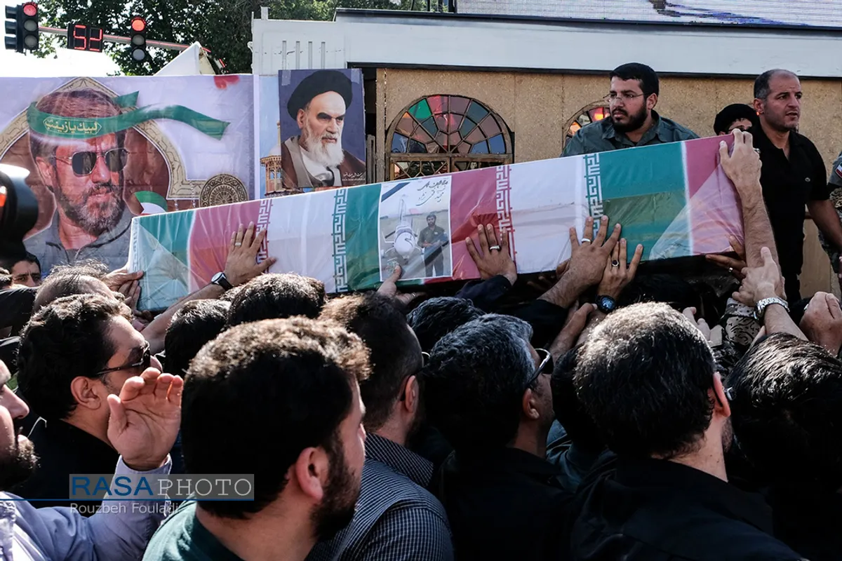 تشییع شهید خلبان &laquo;مجید فتحی نژاد&raquo; در تهران