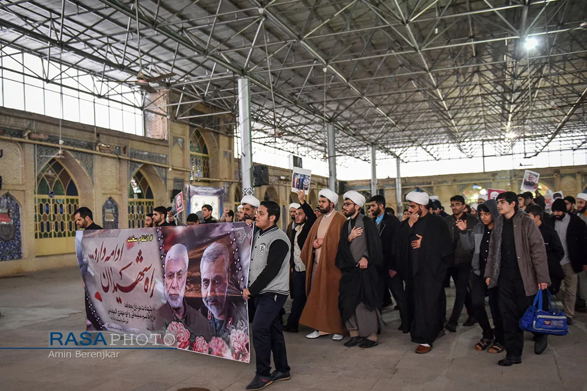 تجمع حوزویان شیراز درپی شهادت سپهبد حاج قاسم سلیمانی