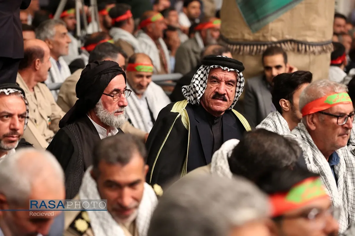 دیدار پیشکسوتان و فعالان دفاع مقدس و مقاومت با رهبر انقلاب