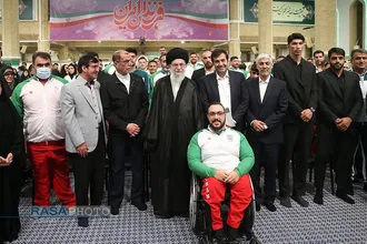دیدار اعضای کاروان&zwnj;های اعزامی ایران به بازی&zwnj;های المپیک و پارالمپیک ۲۰۲۴ با رهبر انقلاب