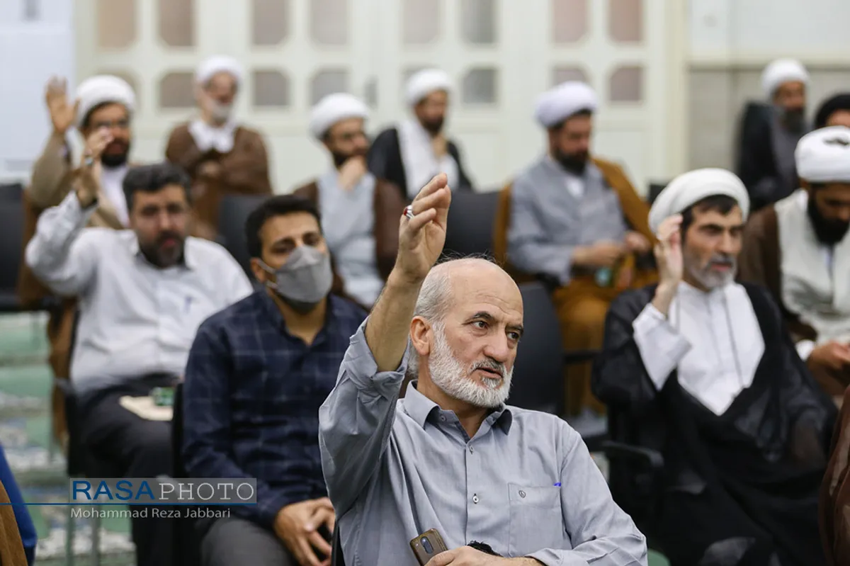 جشن میلاد امام رضا (ع) در دفتر قم مقام معظم رهبری